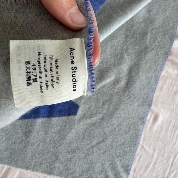 Acne studios wool scarf, 100% authentic, new condition - Picture 4 of 5